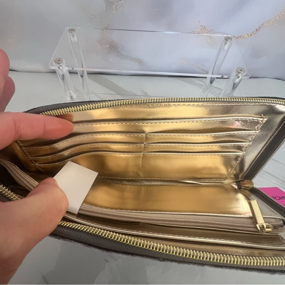 Betsey Johnson Clutch Wallet Celestial Heart - NWT - Picture 7 of 9